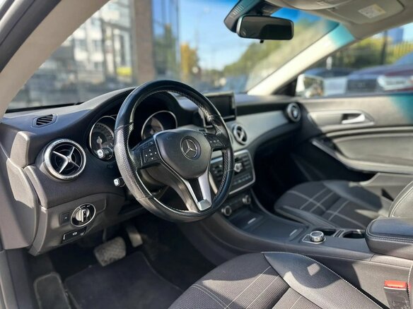 2013 Mercedes-Benz CLA 200 I (C117, X117), белый, 1280000 рублей - вид 13