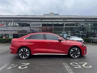2023 Audi A3 35 TFSI IV (8Y), пурпурный, 1685000 рублей, вид 4