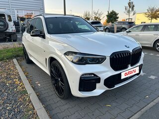 2021 BMW X5 45e IV (G05/G18), белый, 7400000 рублей, вид 2