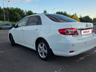 2011 Toyota Corolla X (E140, E150) Рестайлинг, белый, 910000 рублей, вид 4