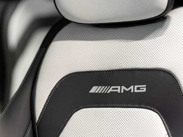 2025 Mercedes-Benz E-Класс AMG 53 AMG VI (W214), чёрный - вид 16