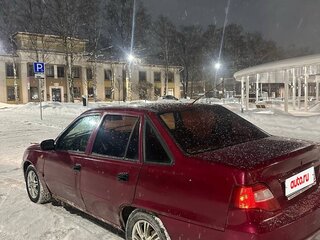 2011 Daewoo Nexia I Рестайлинг, красный, 145000 рублей, вид 2