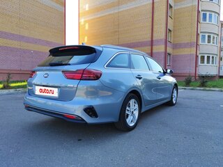 2021 Kia Ceed III, серебристый, 1250000 рублей, вид 5