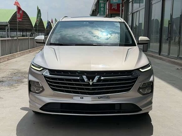 2022 Wuling Victory, бежевый, 1010000 рублей - вид 1