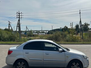 2009 Kia Rio II, серебристый, 435000 рублей, вид 5