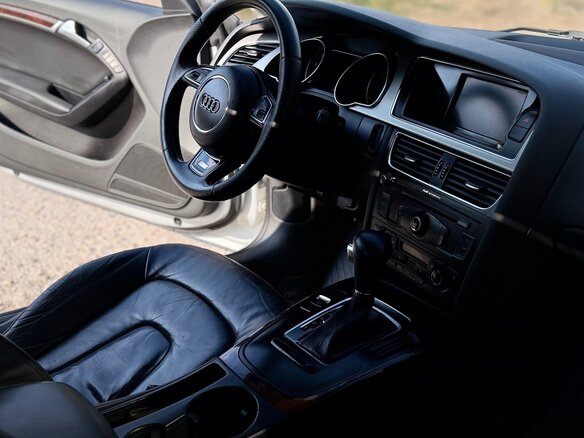 2009 Audi A5 I (8T), серебристый, 1350000 рублей - вид 11