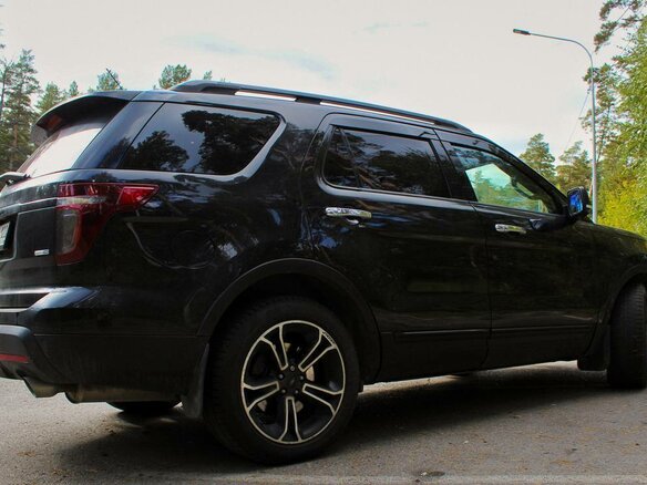 2014 Ford Explorer Sport V, чёрный, 2200000 рублей - вид 7