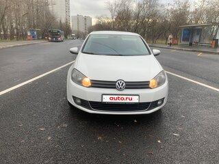 2011 Volkswagen Golf VI, белый, 700000 рублей, вид 2