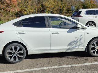 2020 Hyundai Solaris II Рестайлинг, белый, 1020000 рублей, вид 3
