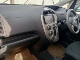2009 Toyota Ractis I, белый, 520000 рублей, вид 3