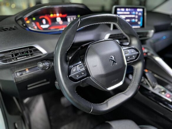 2022 Peugeot 5008 II Рестайлинг, белый, 1590099 рублей - вид 6