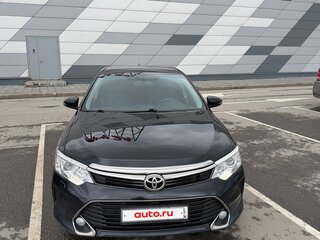 2017 Toyota Camry VII (XV50) Рестайлинг, чёрный, 1650000 рублей, вид 1