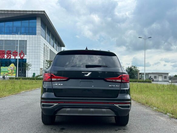 2023 Jetta VS7 I Рестайлинг 1, чёрный, 1290000 рублей - вид 4
