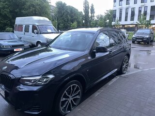 2022 BMW X3 30i xDrive III (G01) Рестайлинг, чёрный, 5450000 рублей, вид 3
