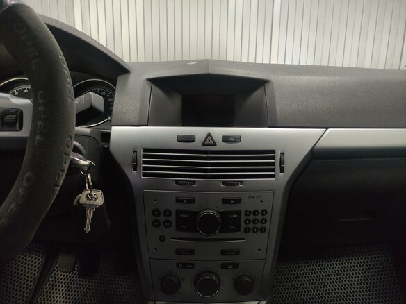 2011 Opel Astra H Рестайлинг, серый, 530000 рублей - вид 15