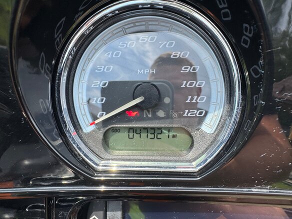 2014 Harley-Davidson Electra Glide, коричневый, 1000000 рублей - вид 4