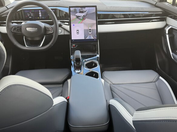 2026 Geely Atlas II, зелёный, 4114990 рублей - вид 7