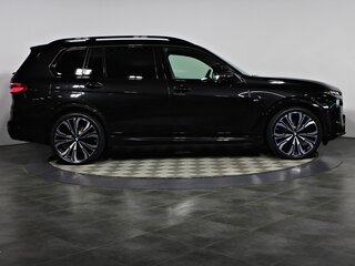 2024 BMW X7 40d I (G07) Рестайлинг, чёрный, 17900000 рублей, вид 4
