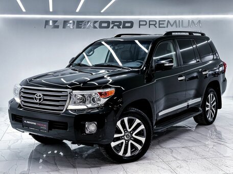 Toyota Land Cruiser 200 Series Рестайлинг 1