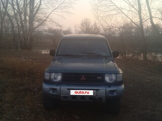 1998 Mitsubishi Pajero II Рестайлинг, зелёный, 650000 рублей, вид 1