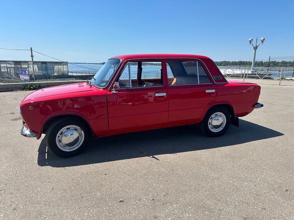 1979 Lada (ВАЗ) 21011, красный, 420000 рублей - вид 7