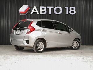 2016 Honda Fit III, серебристый, 950000 рублей, вид 3