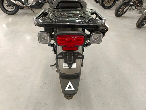 2023 Honda Super Cub, серый, 475000 рублей - вид 11