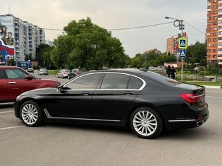 2016 BMW 7 серии 750i xDrive VI (G11/G12), чёрный, 2350000 рублей, вид 5