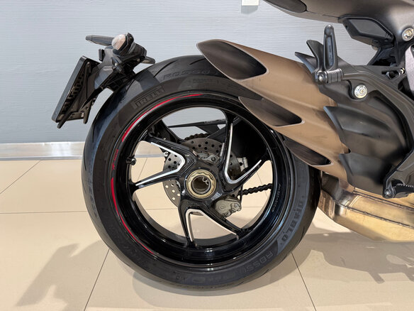 2021 MV Agusta Brutale 800, серебристый, 1450000 рублей - вид 5