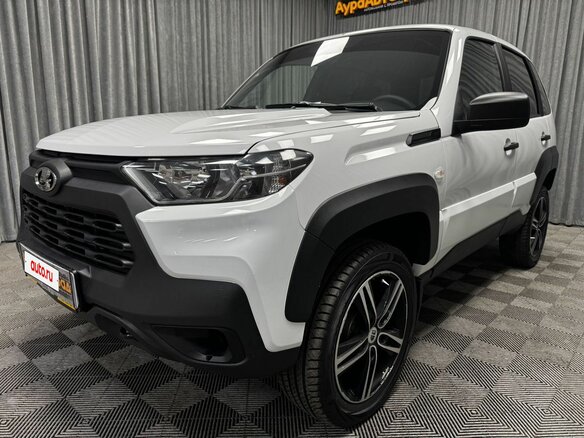 2024 Lada (ВАЗ) Niva Travel I, белый, 1076000 рублей - вид 5