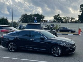 2021 Kia K5 III, чёрный, 2950000 рублей, вид 4