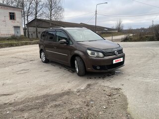 2010 Volkswagen Touran I Рестайлинг 2, коричневый, 849000 рублей, вид 3