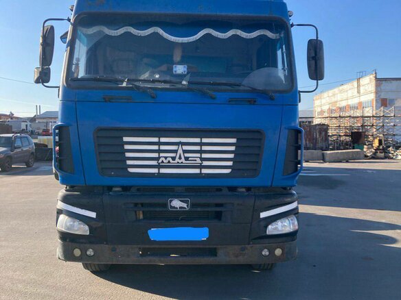 2011 МАЗ 5440, синий, 900000 рублей