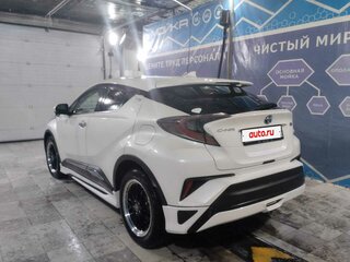 2017 Toyota C-HR I, белый, 1600000 рублей, вид 4