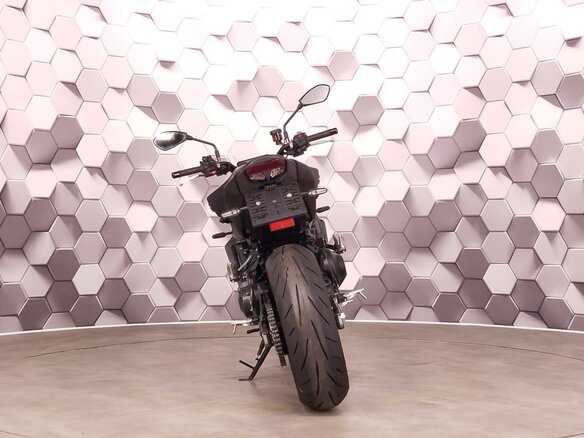 2025 Yamaha MT-09 (FZ-09), чёрный, 1399000 рублей - вид 5
