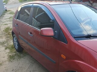 2007 Ford Fiesta Mk5, красный, 420000 рублей, вид 2