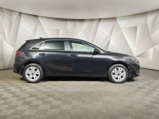 2021 Kia Ceed III Рестайлинг, чёрный, 1999000 рублей, вид 5