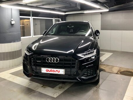 2019 Audi Q8 55 TFSI I (4M), чёрный, 5450000 рублей, вид 2
