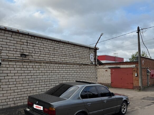 1990 BMW 5 серии 535i III (E34), серый - вид 1