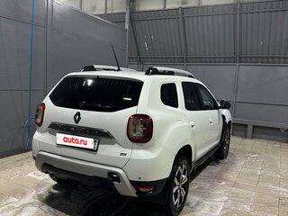 2021 Renault Duster II, белый, 1500000 рублей, вид 4