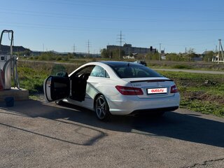 2012 Mercedes-Benz E-Класс 200 7G-Tronic IV (W212, S212, C207), белый, 1400000 рублей, вид 1
