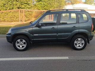 2011 Chevrolet Niva I Рестайлинг, серый, 620000 рублей, вид 4