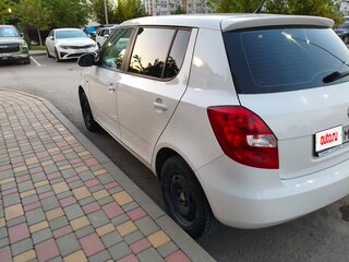 2012 Skoda Fabia II Рестайлинг, белый, 430000 рублей, вид 5