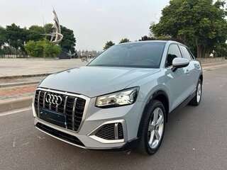 2023 Audi Q2 L 35 TFSI I Рестайлинг, серебристый, 2030000 рублей, вид 2