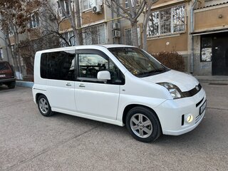 2003 Honda Mobilio I, белый, 677000 рублей, вид 1