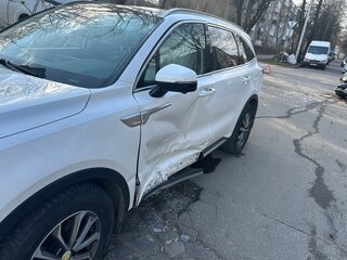 2021 Kia Sorento IV, белый, 2950000 рублей, вид 3