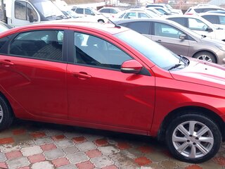 2018 Lada (ВАЗ) Vesta I, красный, 840000 рублей, вид 3