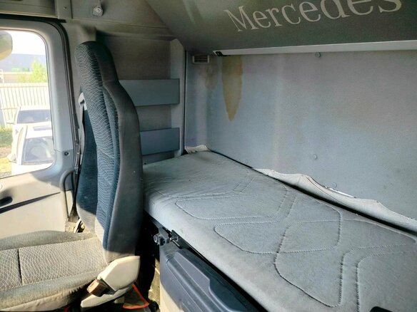 2018 Mercedes-Benz Actros, зелёный, 3782500 рублей - вид 10