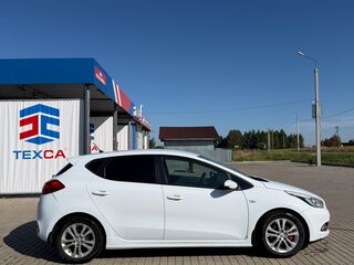 2014 Kia Ceed II, белый, 800000 рублей, вид 4