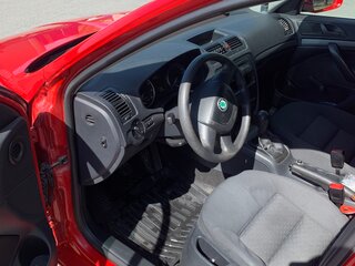 2010 Skoda Octavia II (A5) Рестайлинг, красный, 500000 рублей, вид 3